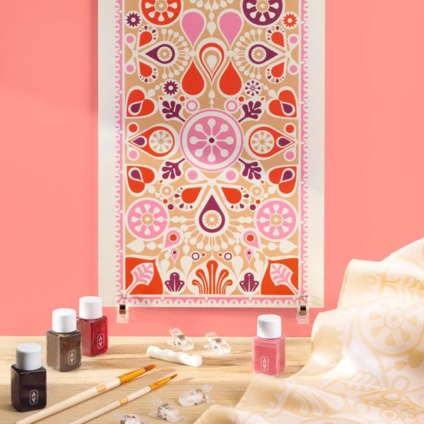 Atelier Grands Augustins, Workshop 11: Silk Painting – Petal